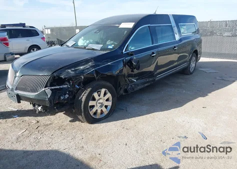 2013 Lincoln Mkt Limo/Hearse z USA, uszkodzony, nr VIN 2LJMJ5LK3DBL50877